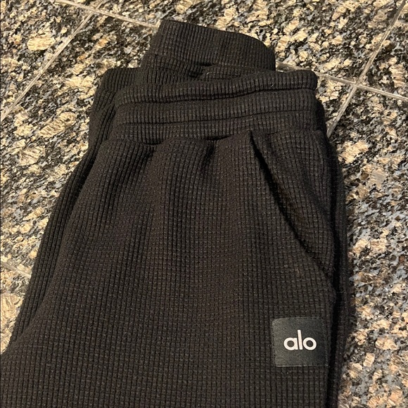 ALO Yoga Pants - Alo Black Waffle Weekend Escape Joggers